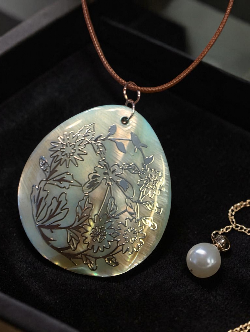 Bohemian Abalone Shell Floral Etched Pendant Necklace
